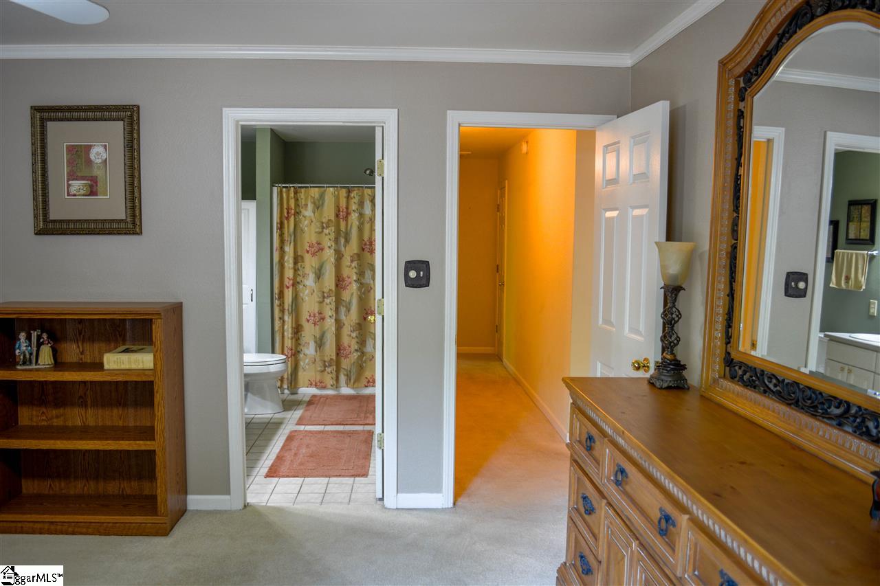 309 Wilson Bridge Road Fountain Inn, SC 29644 - Photo 16 of 26