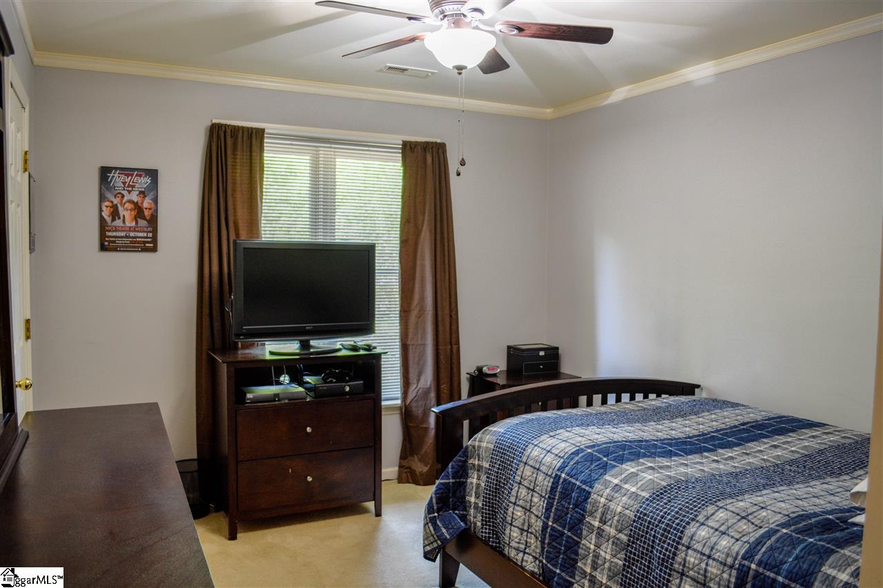 309 Wilson Bridge Road Fountain Inn, SC 29644 - Photo 19 of 26
