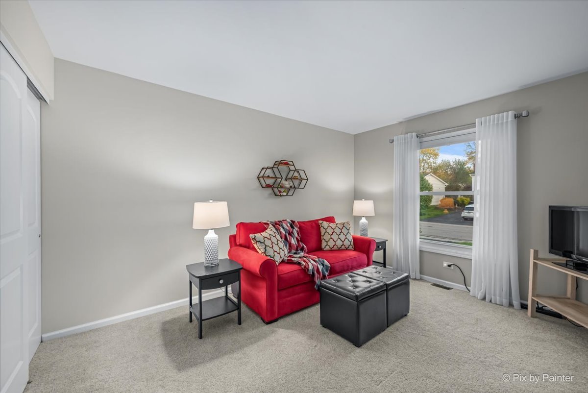 666 Surryse Road Lake Zurich, IL 60047 - Photo 23 of 44 Gallery Image 23