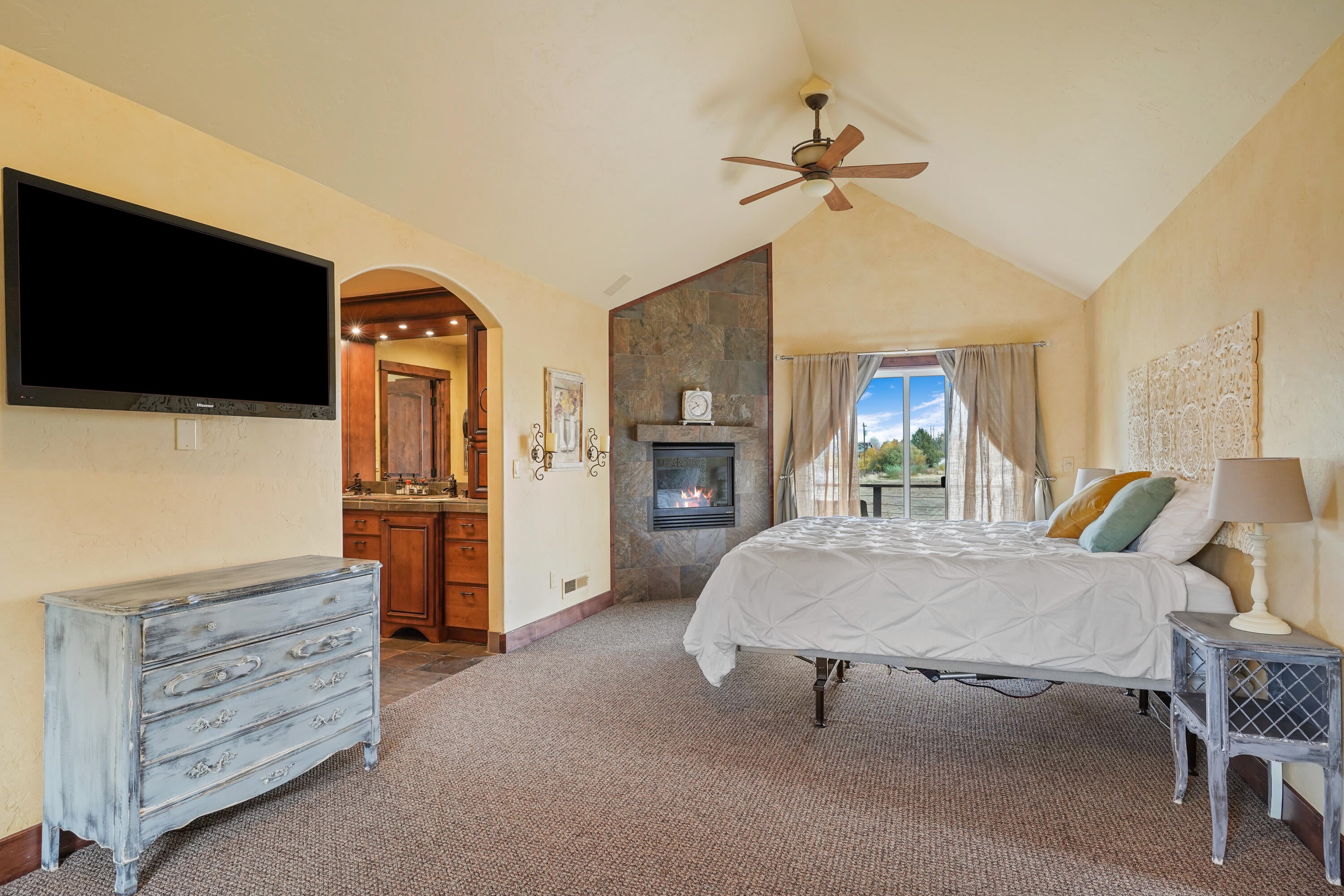 63520 Cricketwood Road Bend, OR 97701 - Photo 66 of 84 DSC04027