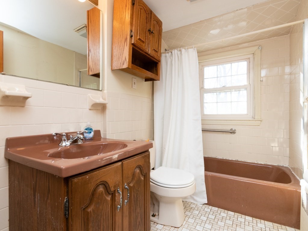 43 Squanto Road Weymouth, MA 02191 - Photo 20 of 33 Gallery Image 20