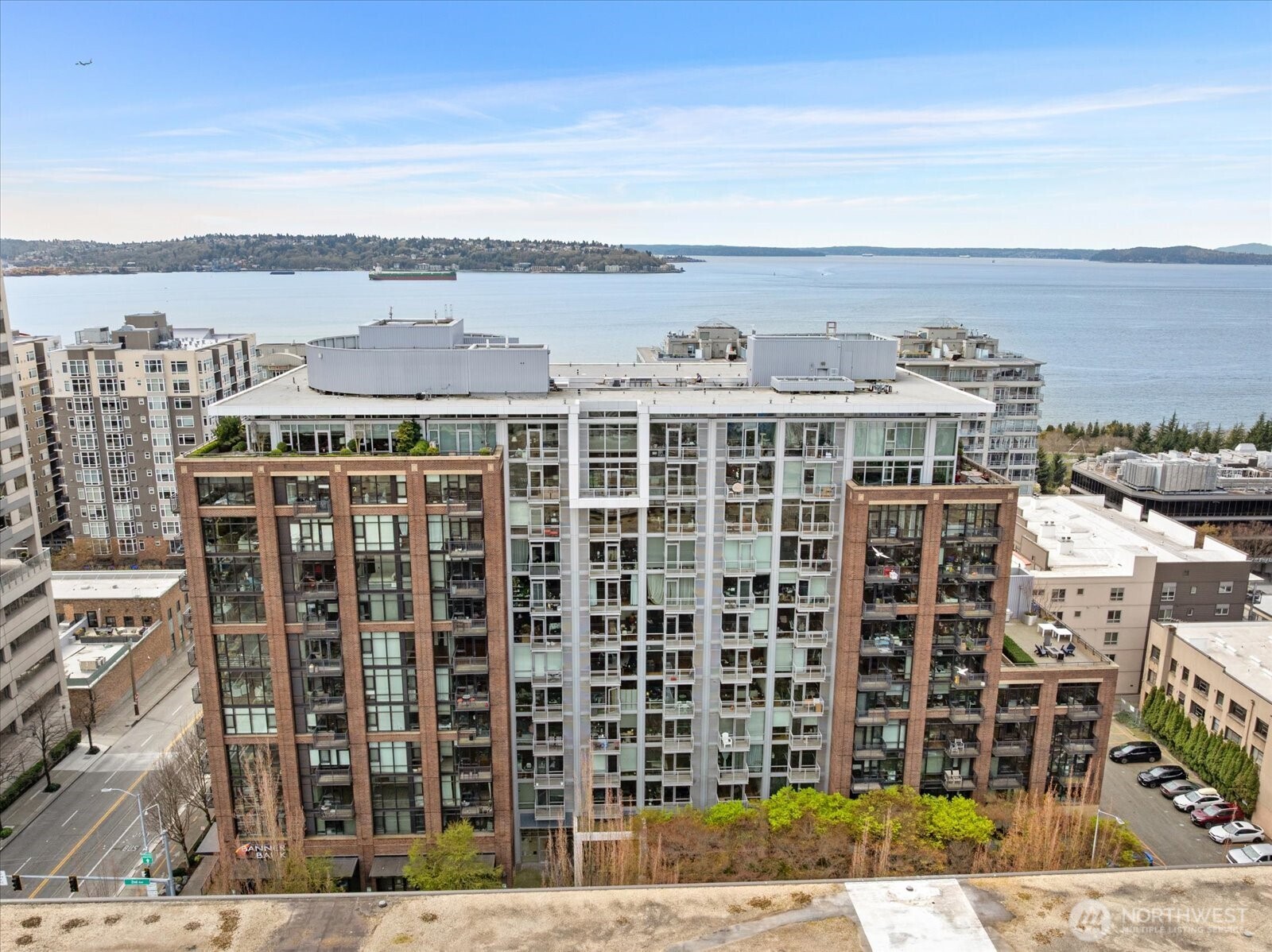 2911 2nd Avenue, Unit 404 Seattle, WA 98121 - Photo 30 of 40