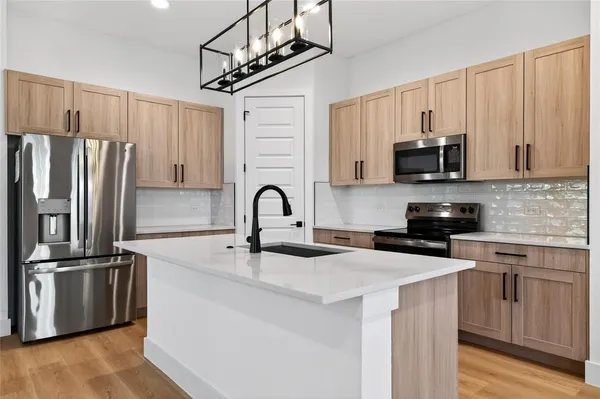 $2,900 | 8901 Lowell Street, Rowlett, TX 75089