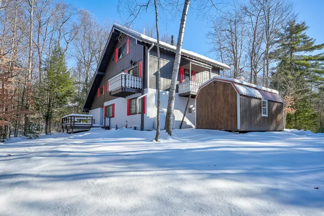 $649,000 | 65 Mittenwald Strasse, Bartlett, NH 03838