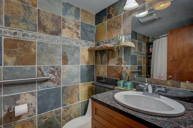 $649,000 | 65 Mittenwald Strasse, Bartlett, NH 03838