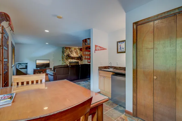 $649,000 | 65 Mittenwald Strasse, Bartlett, NH 03838