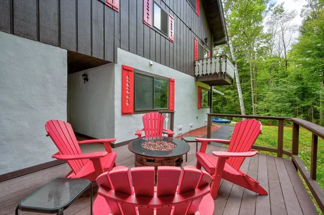 $649,000 | 65 Mittenwald Strasse, Bartlett, NH 03838