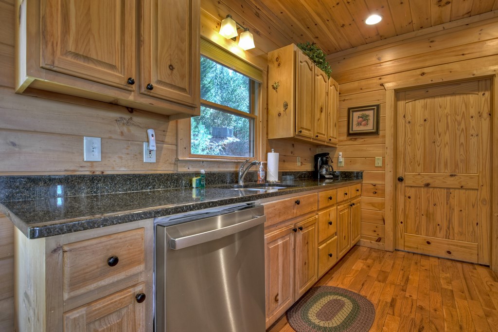 602 Laurel Creek Trail Blue Ridge, GA 30513 - Photo 14 of 53 Gallery Image 14