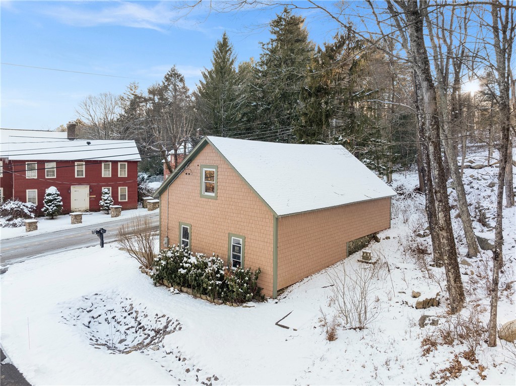 461 Brayman Hollow Road Pomfret, CT 06259 - Photo 36 of 44 Gallery Image 36