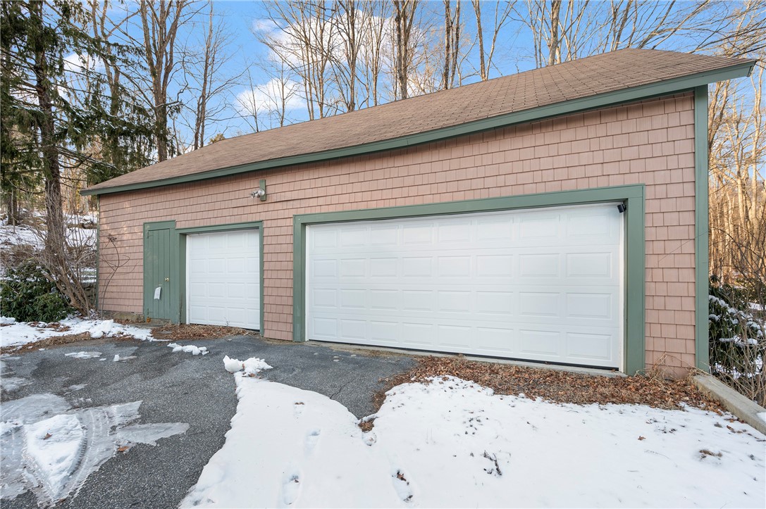461 Brayman Hollow Road Pomfret, CT 06259 - Photo 37 of 44 Gallery Image 37