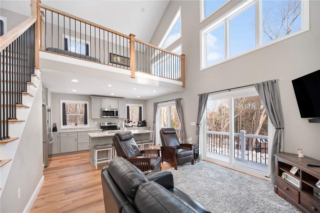 461 Brayman Hollow Road Pomfret, CT 06259 - Photo 8 of 44 Gallery Image 8