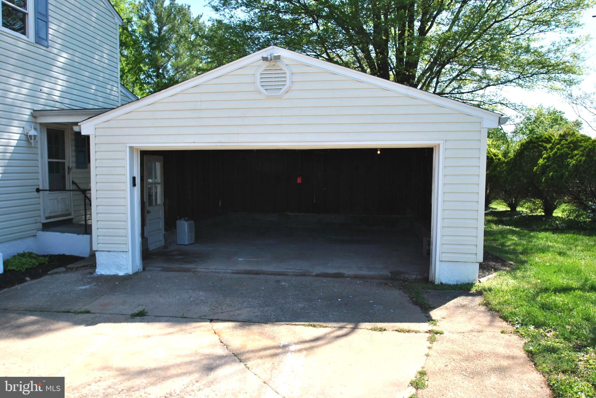 7111 Pinecrest Road Catonsville, MD 21228 - Photo 33 of 43 Gallery Image 33