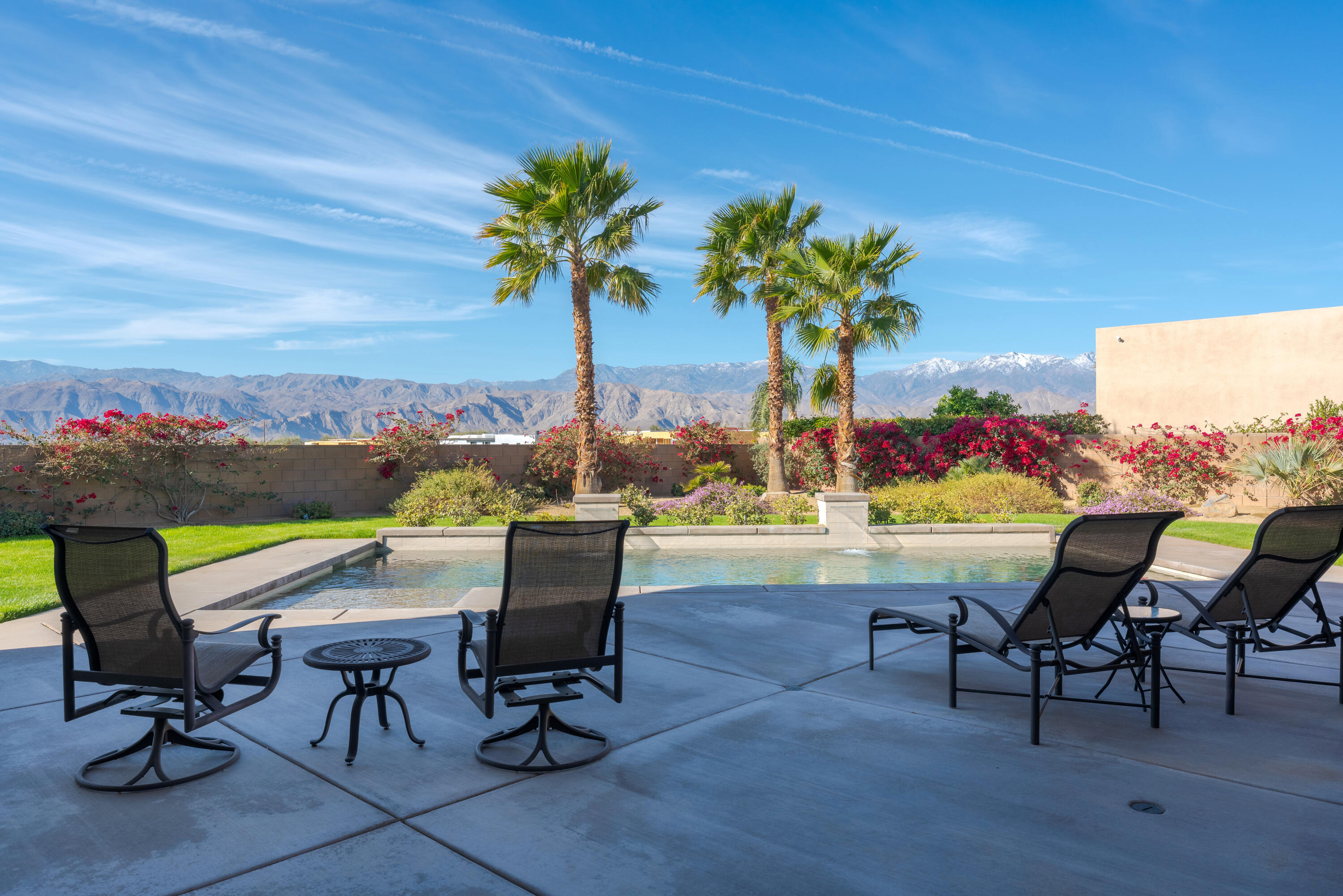 13 Via Montagna Rancho Mirage, CA 92270 - Photo 2 of 35 Photo-2