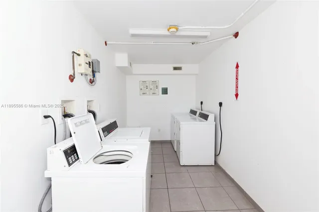 $1,800 | 2903 North Miami Beach Boulevard, Unit 302, North Miami Beach, FL 33160