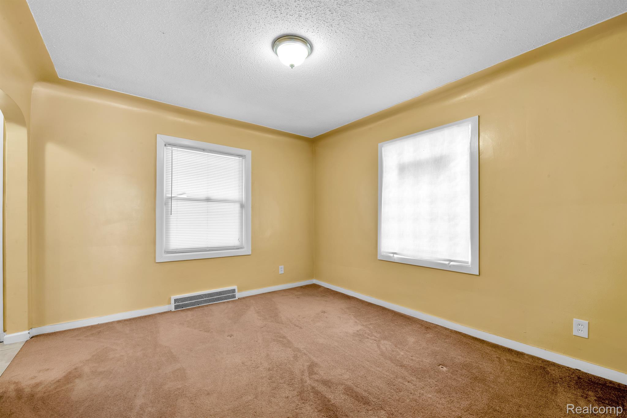 15500 Spring Garden Street Detroit, MI 48205 - Photo 8 of 20 Gallery Image 8