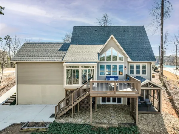 $1,465,000 | 806 Barefoot Cove Drive, West Union, SC 29696