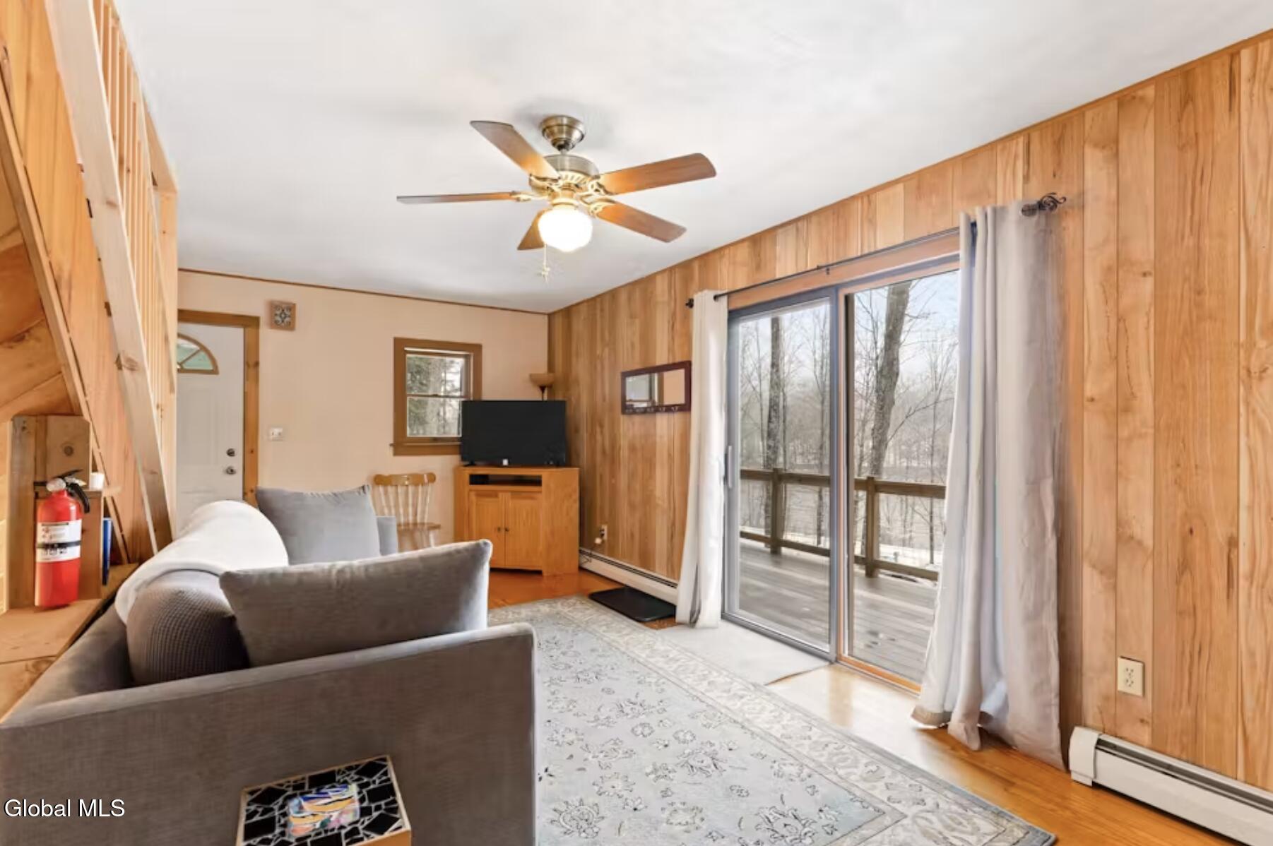 1487 River Road Thurman, NY 12885 - Photo 4 of 15 Living Room
