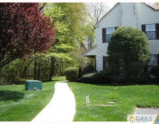 901 Maplecrest Road Edison, NJ 08820 - Photo 1 of 7