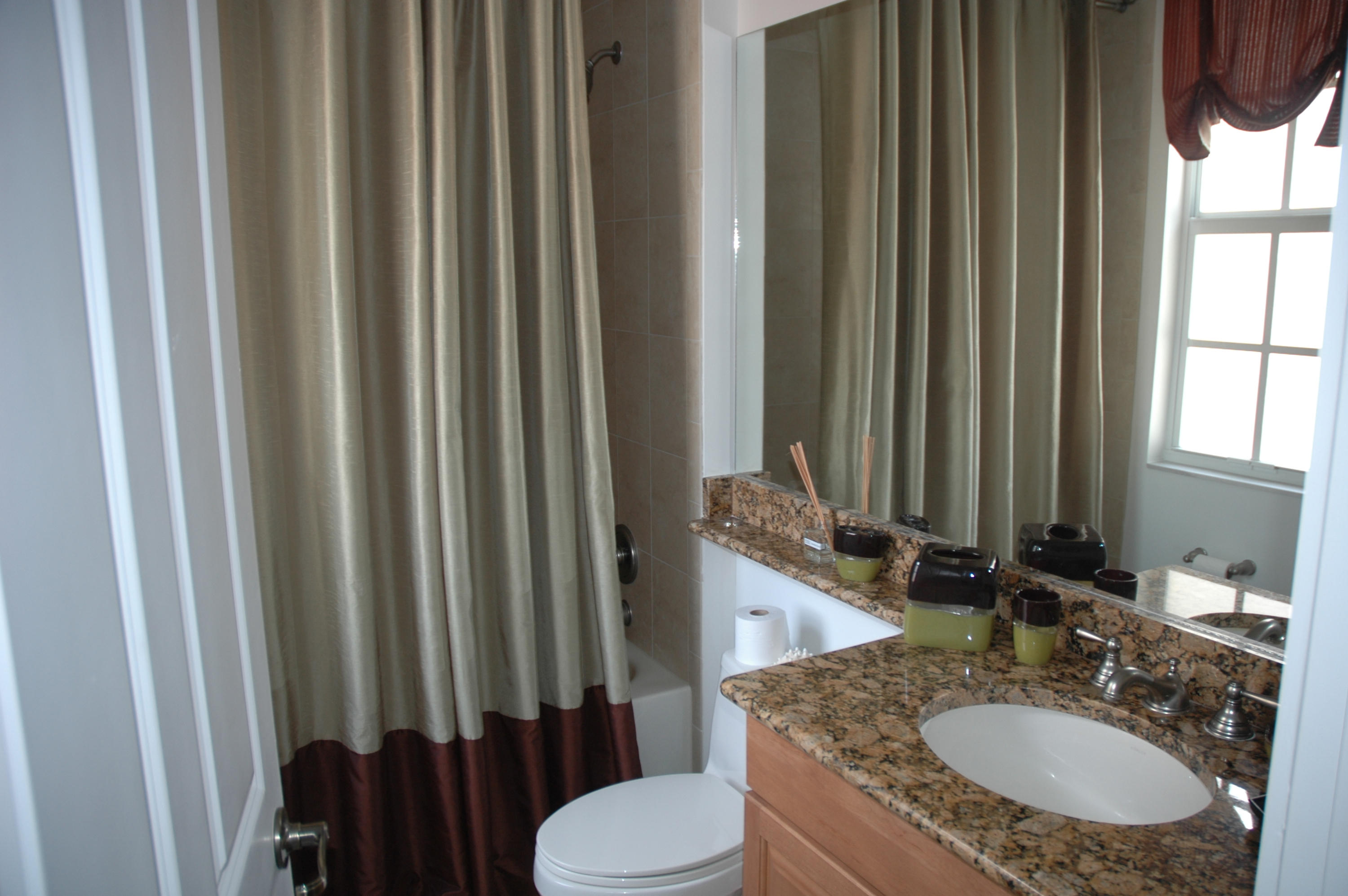 819 Northwest 82nd Place, Unit 819 Boca Raton, FL 33487 - Photo 22 of 26 DSC_6563