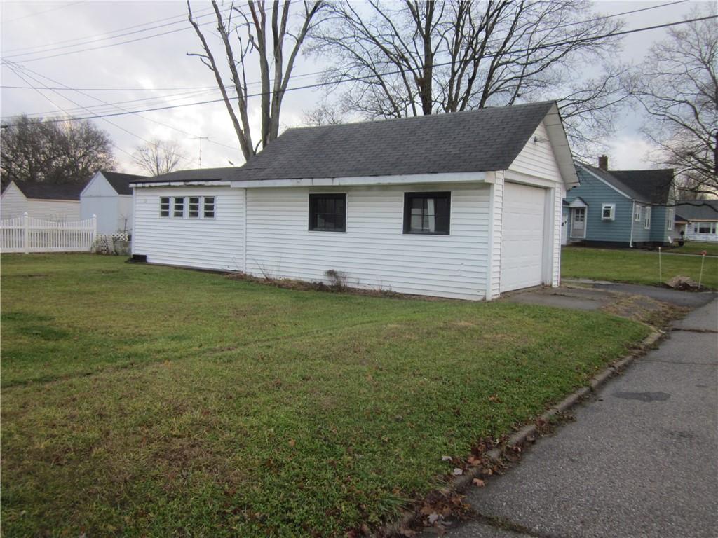 1728 Maple Street Columbus, IN 47201 - Photo 2 of 28 Gallery Image 2