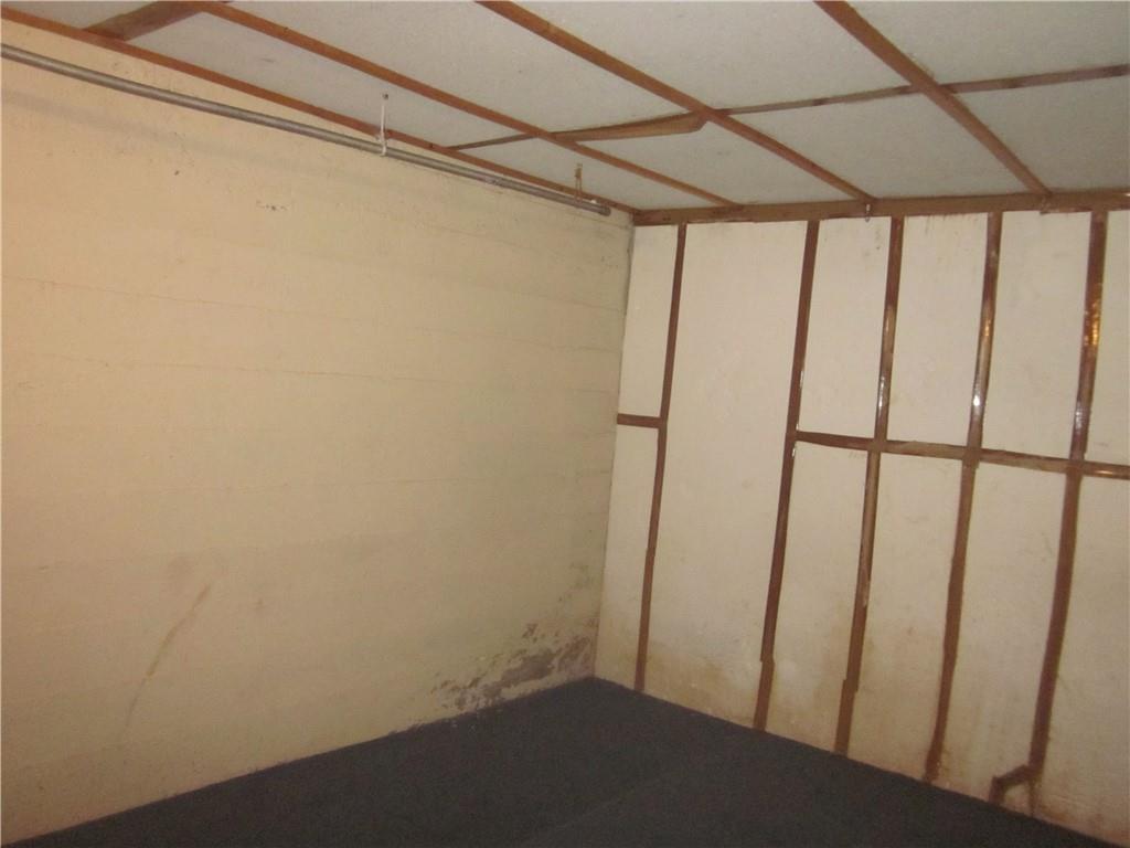 1728 Maple Street Columbus, IN 47201 - Photo 27 of 28 Gallery Image 27
