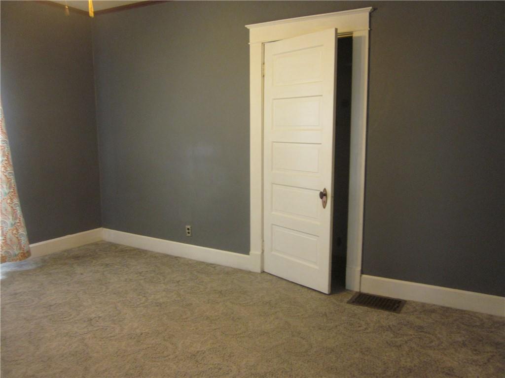 1728 Maple Street Columbus, IN 47201 - Photo 7 of 28 Gallery Image 7