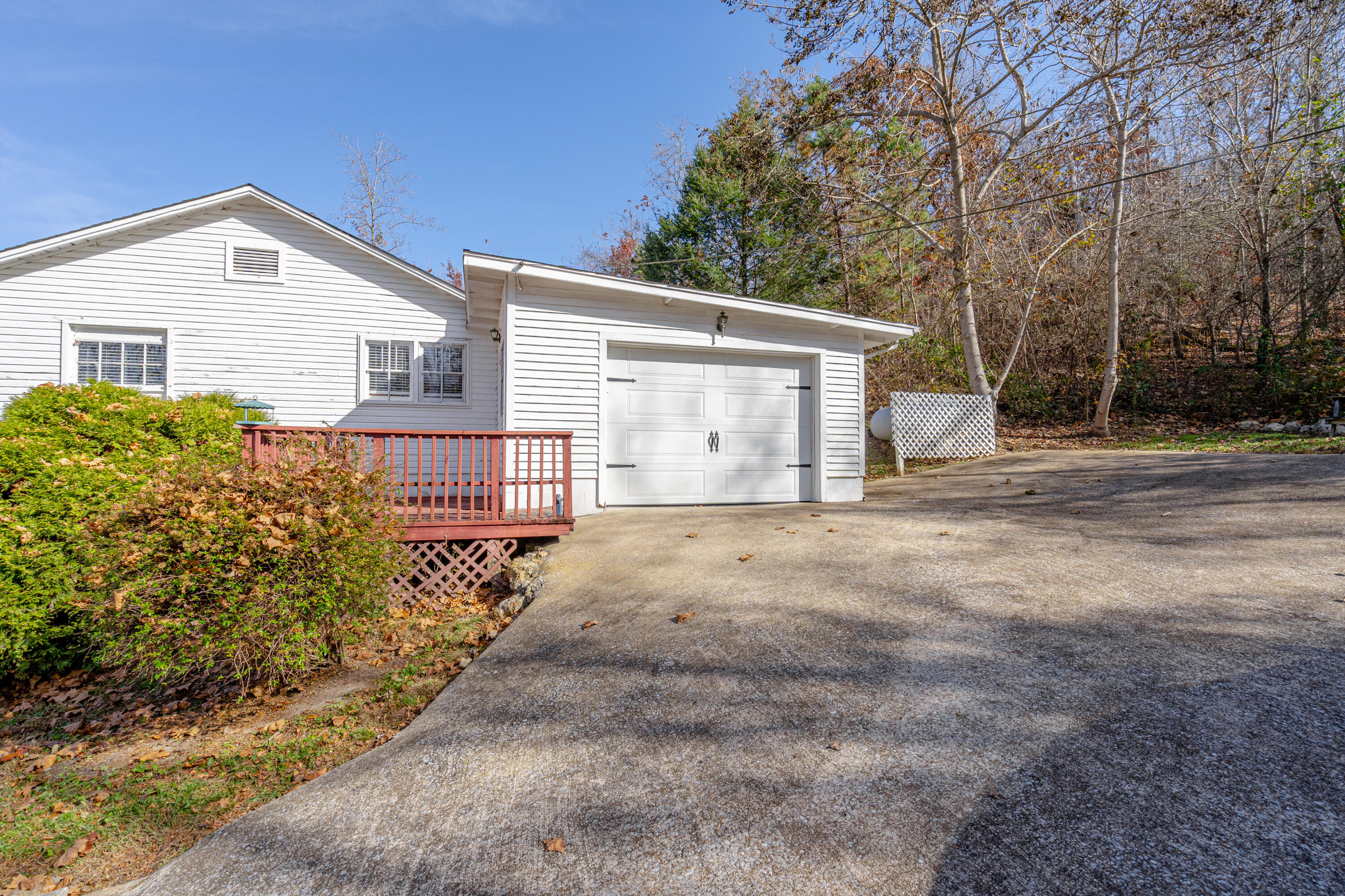 6830 Short Tail Springs Road Harrison, TN 37341 - Photo 14 of 30 14