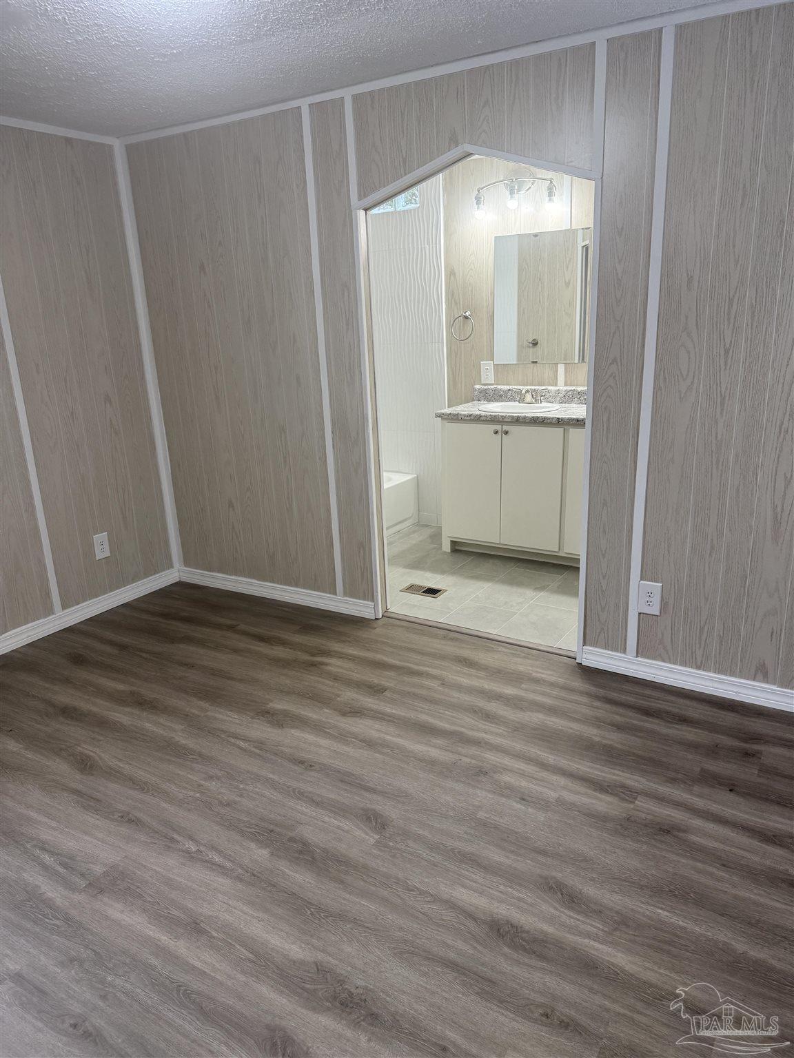 5227 Chestnut Avenue Pace, FL 32571 - Photo 14 of 51