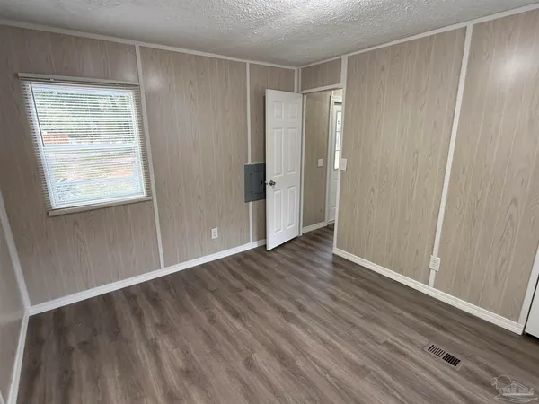 $124,900 | 5227 Chestnut Avenue, Pace, FL 32571