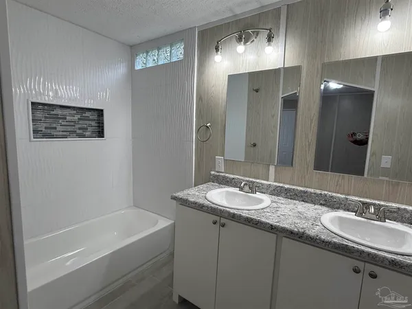 $124,900 | 5227 Chestnut Avenue, Pace, FL 32571