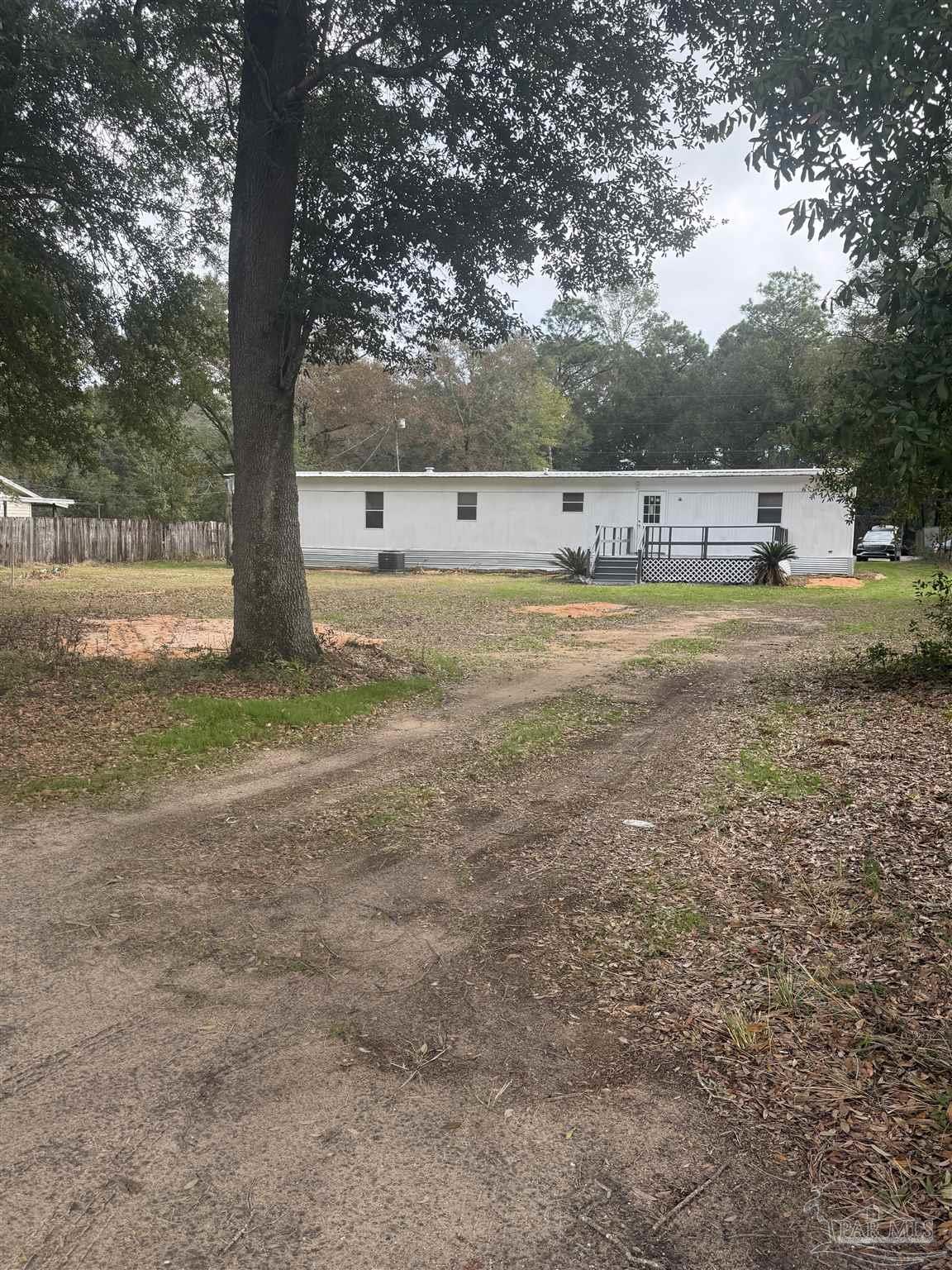 5227 Chestnut Avenue Pace, FL 32571 - Photo 7 of 51