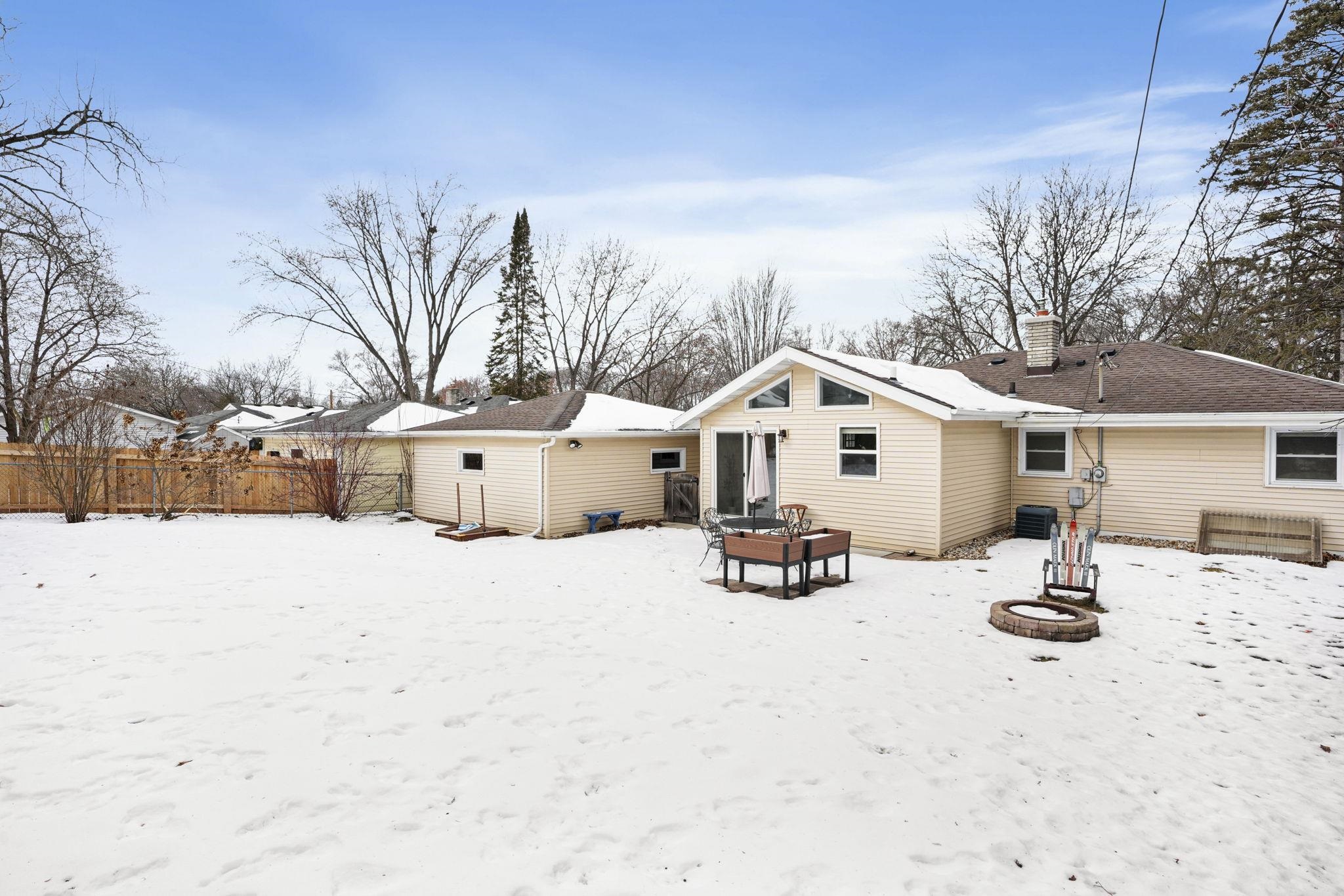 4309 Portland Parkway Madison, WI 53714 - Photo 42 of 45