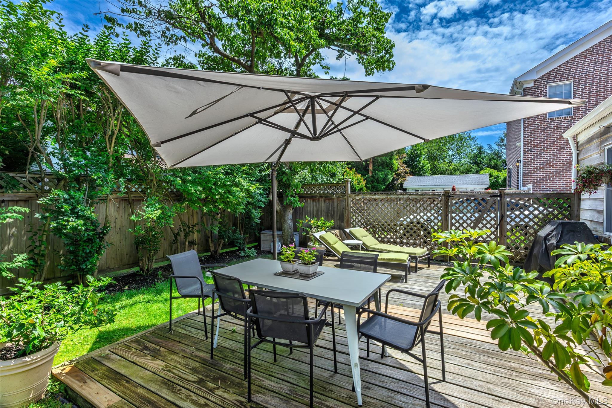 75 Bulson Road Rockville Centre, NY 11570 - Photo 31 of 41