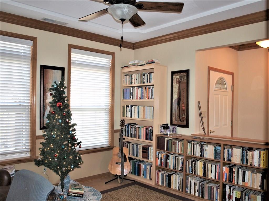 8053 Mathews Road Indianapolis, IN 46259 - Photo 6 of 33 Gallery Image 6