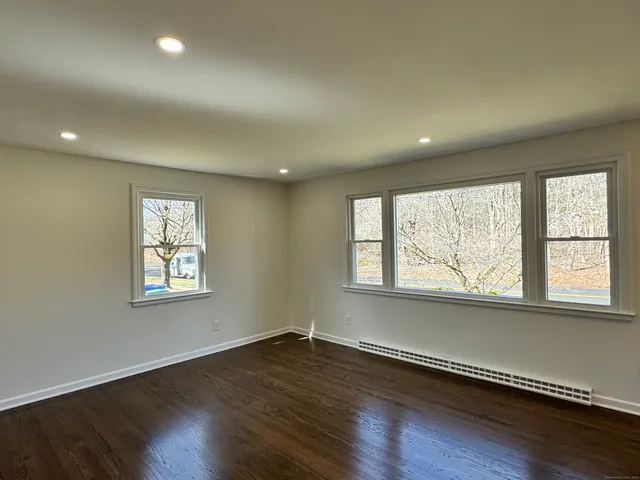 $389,900 | 197 Brook Street, Hamden, CT 06514