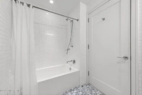 $25,000 | 20 Melrose Terrace, Unit 606, Long Branch, NJ 07740