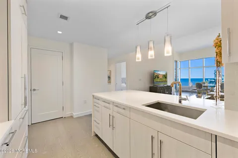 $25,000 | 20 Melrose Terrace, Unit 606, Long Branch, NJ 07740