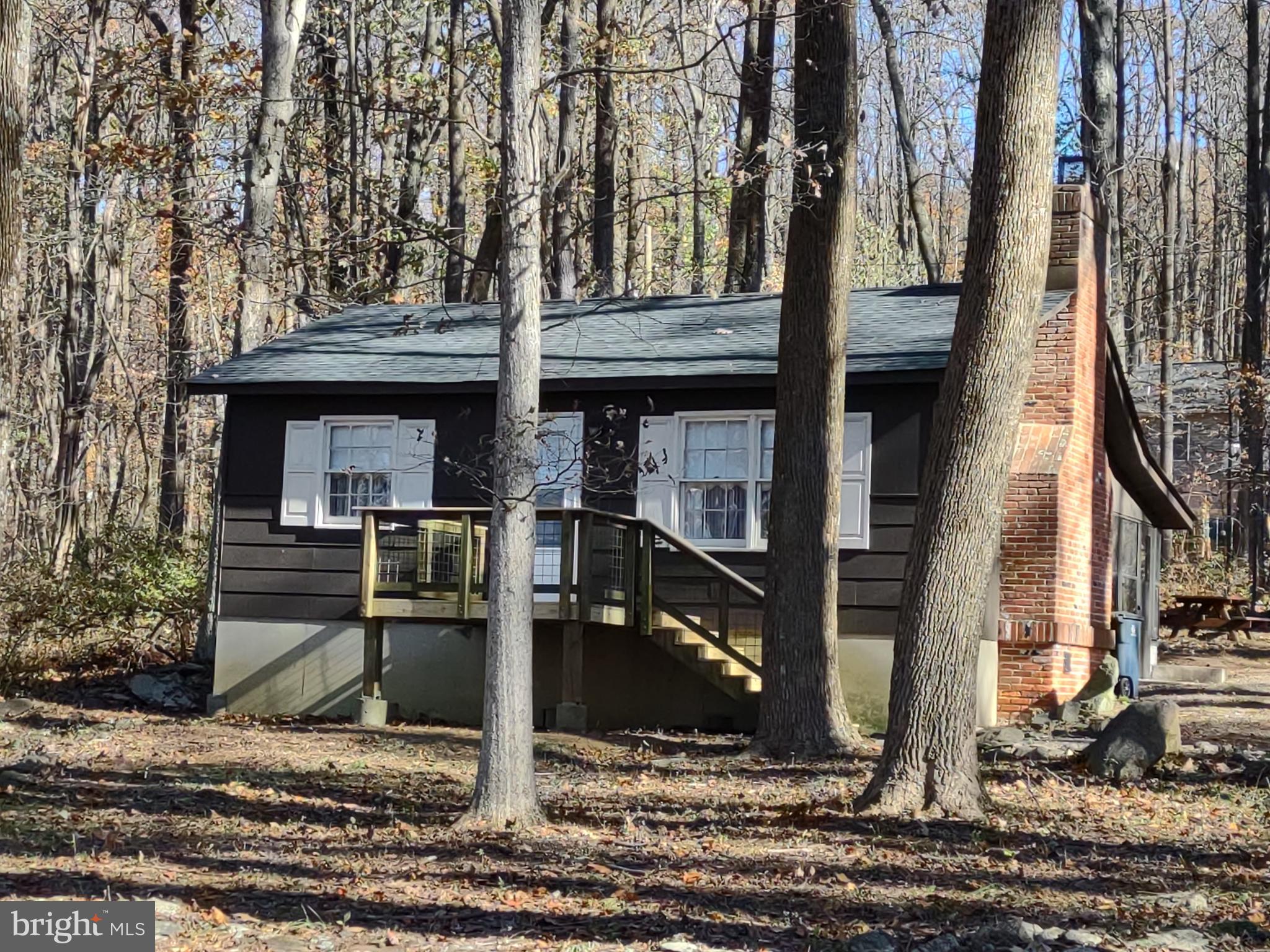 211 Cliff Road Linden, VA 22642 - Photo 1 of 20