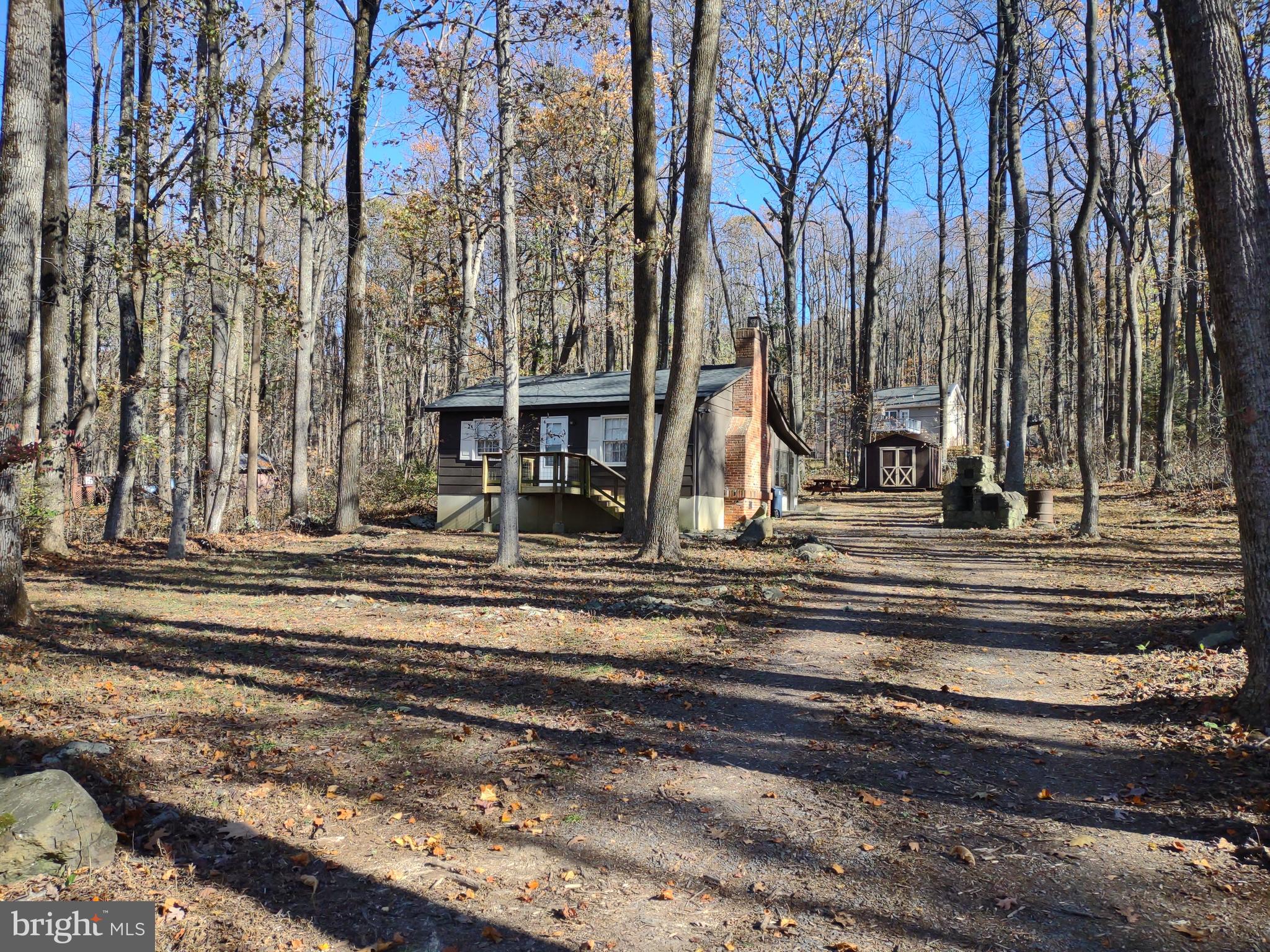 211 Cliff Road Linden, VA 22642 - Photo 3 of 20