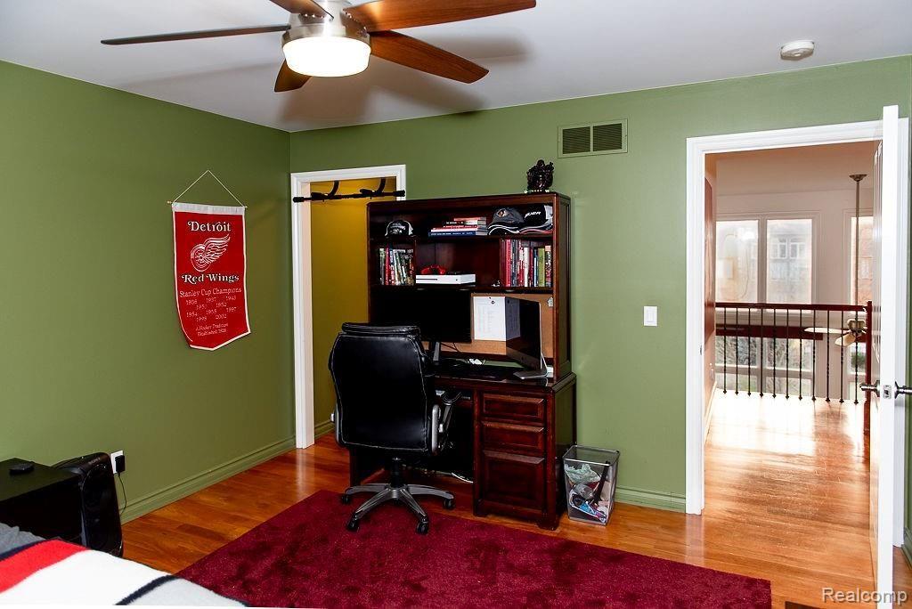 1422 Galena Rochester Hills, MI 48306 - Photo 15 of 47