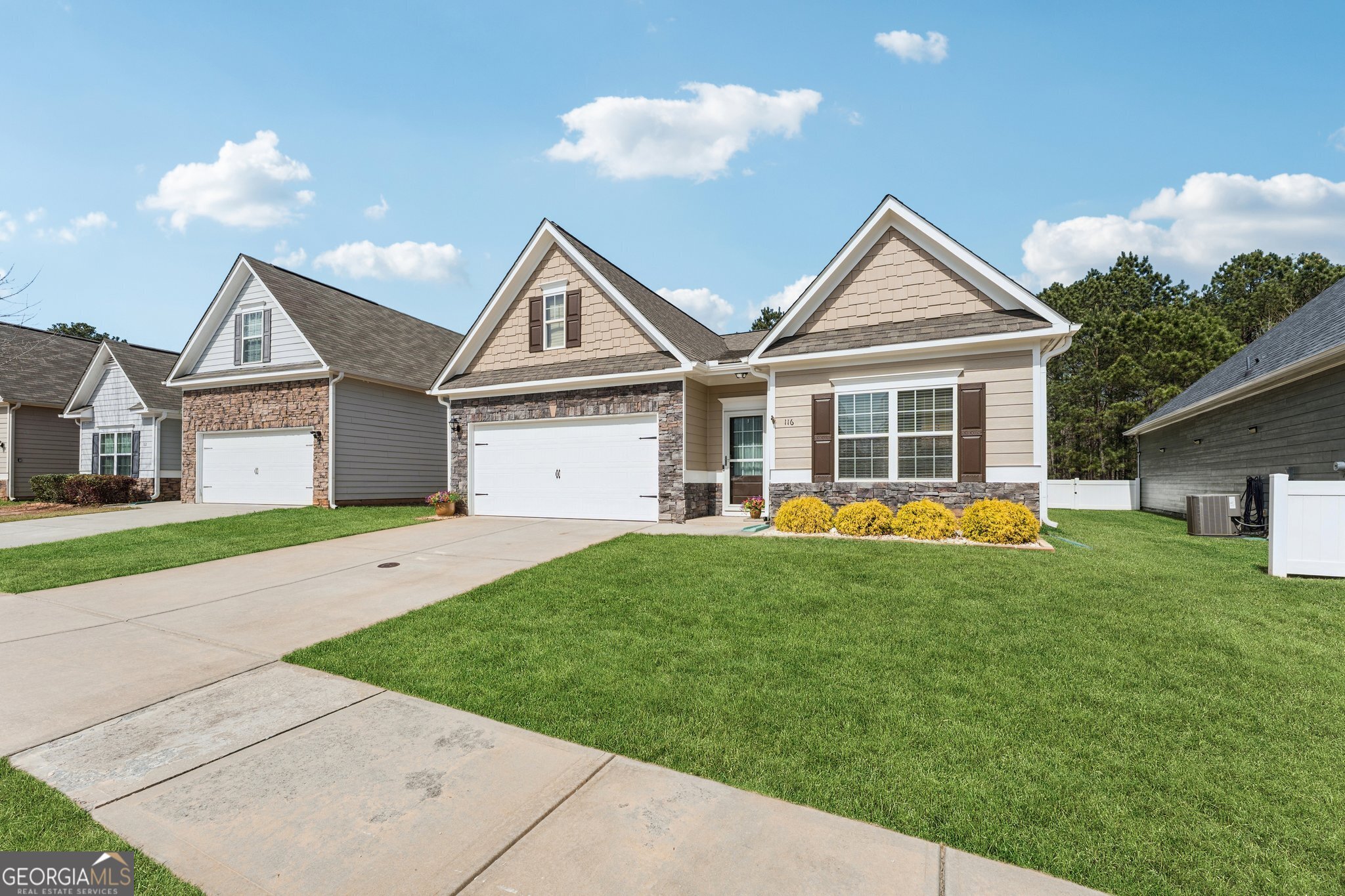 116 Thomaston Street Newnan, GA 30263 - Photo 4 of 58