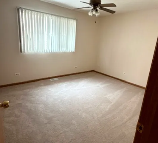 $2,700 | 7018 100th Street, Chicago Ridge, IL 60415