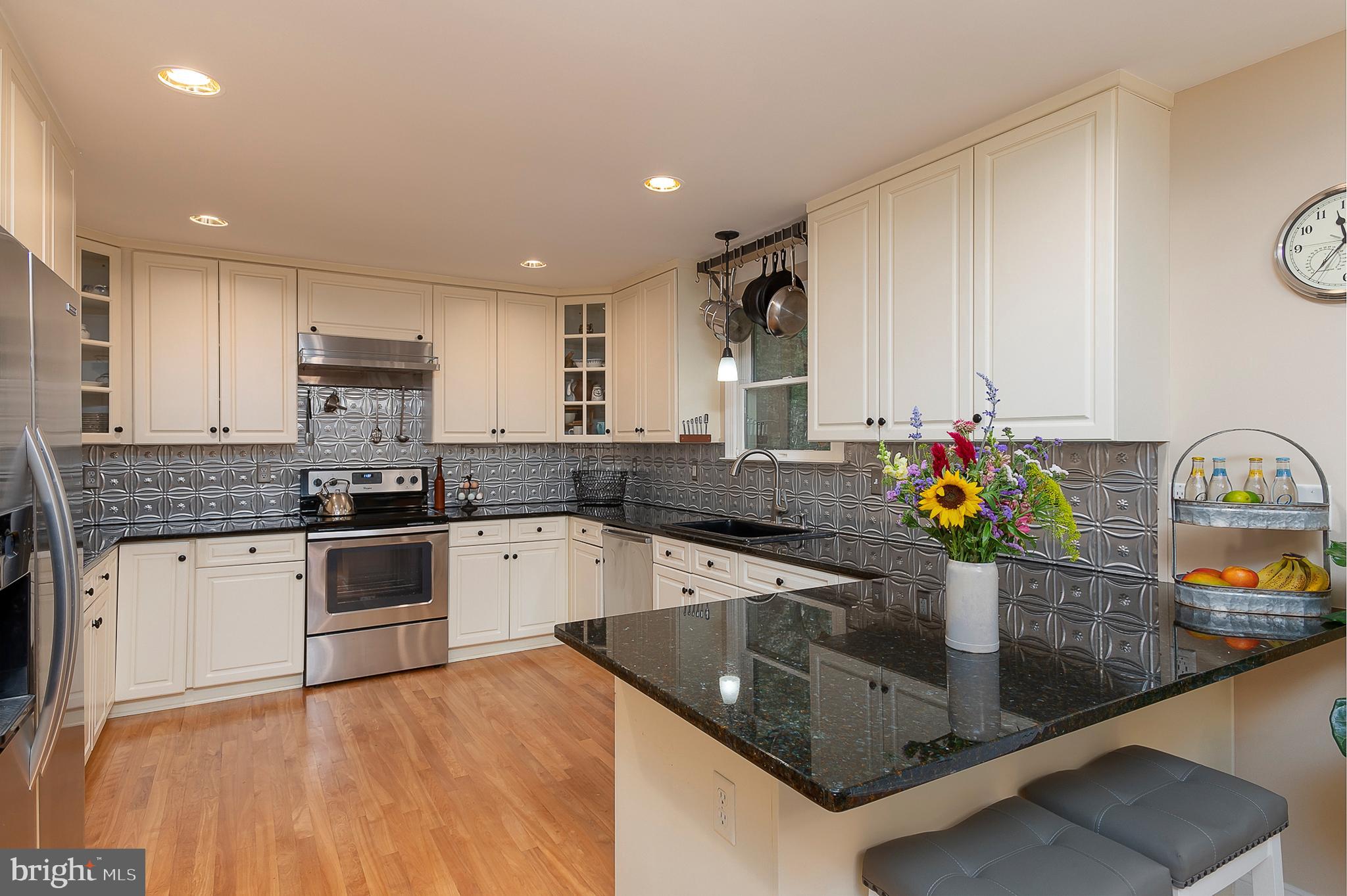 5235 Griffith Road Laytonsville, MD 20882 - Photo 7 of 31 Kitchen