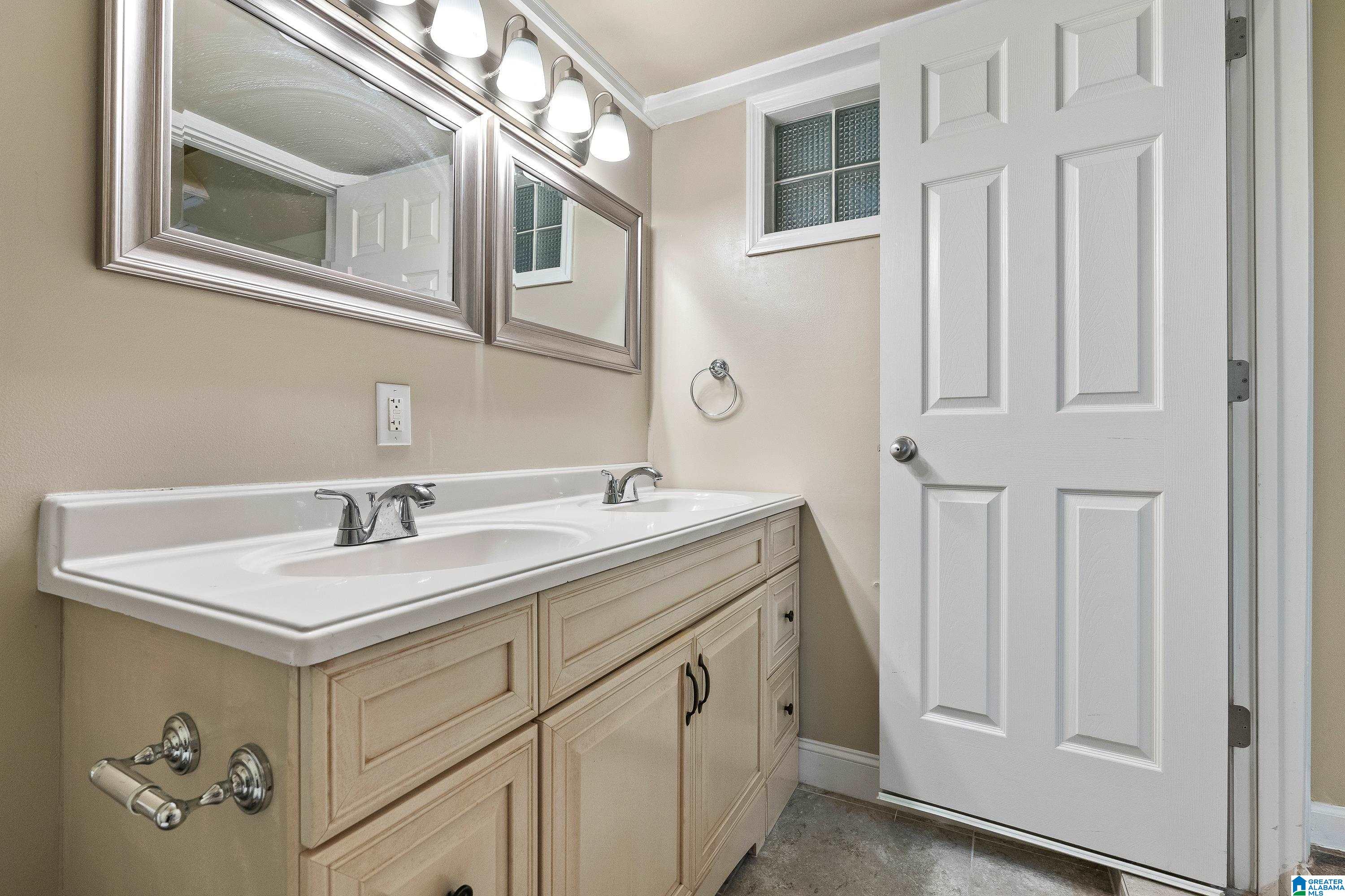 331 Edgeview Avenue Birmingham, AL 35209 - Photo 38 of 52