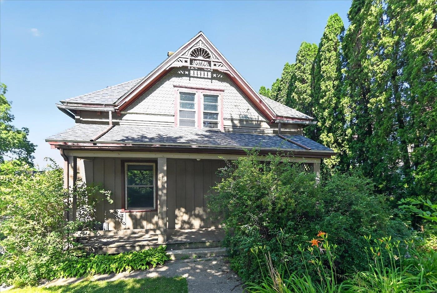 212 South 5th Street Mount Horeb, WI 53572 - Photo 14 of 61