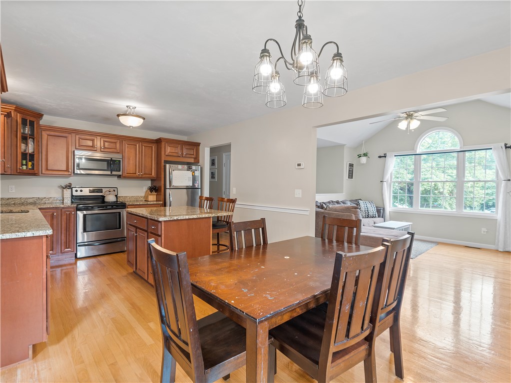 65 Evergreen Road Attleboro, MA 02703 - Photo 8 of 27 Gallery Image 8