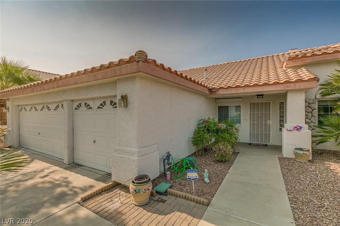 678 Skyline Road Henderson, NV 89002 - Photo 3 of 19 Gallery Image 3