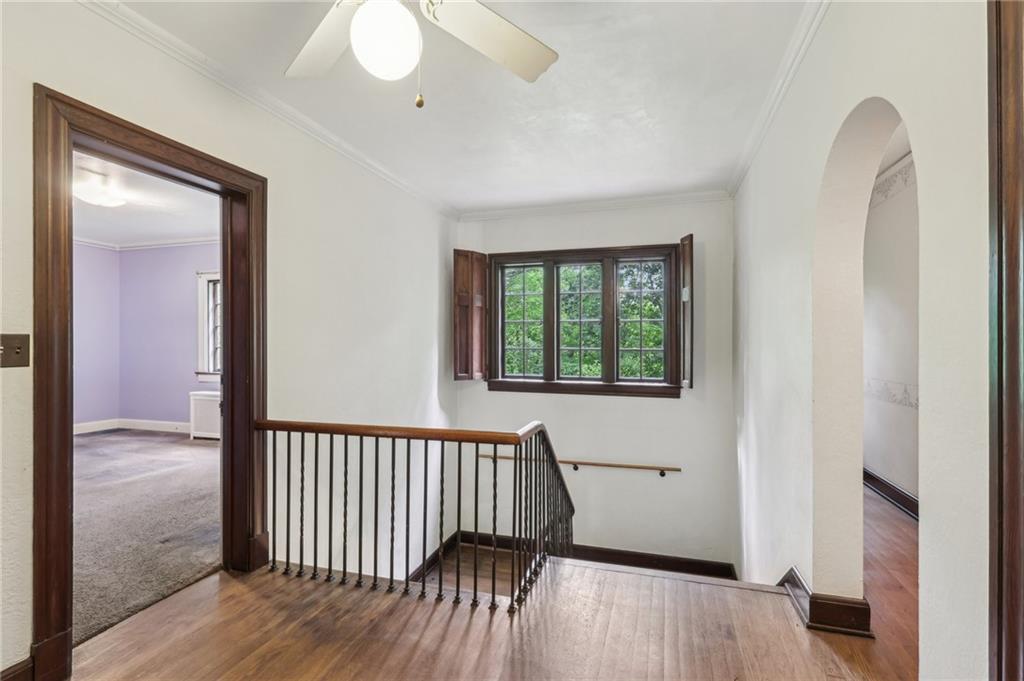 634 West Waldheim Road Pittsburgh, PA 15215 - Photo 23 of 50 wooden floor in a hall with a window