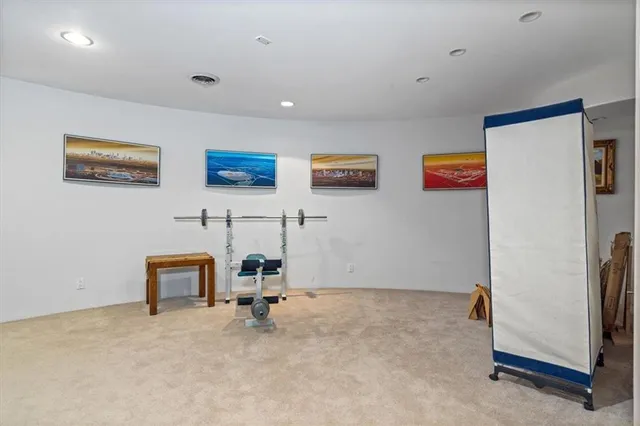 $2,400,000 | 9800 North Revere Avenue, Kansas City, MO 64154