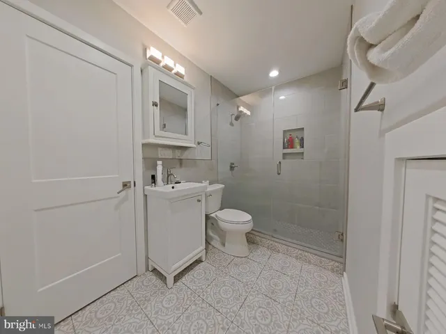 $1,350,000 | 730 North 16th Street, Philadelphia, PA 19130